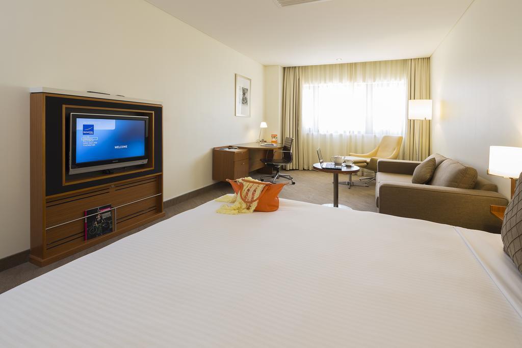 Novotel Canberra Esterno foto