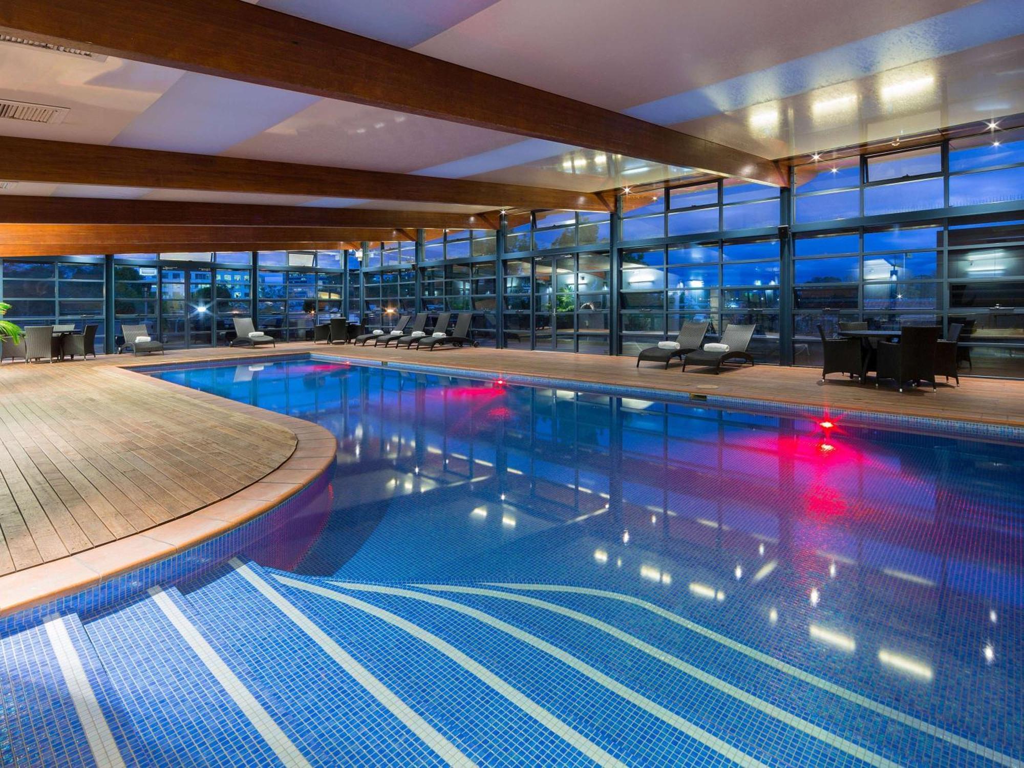 Novotel Canberra Esterno foto
