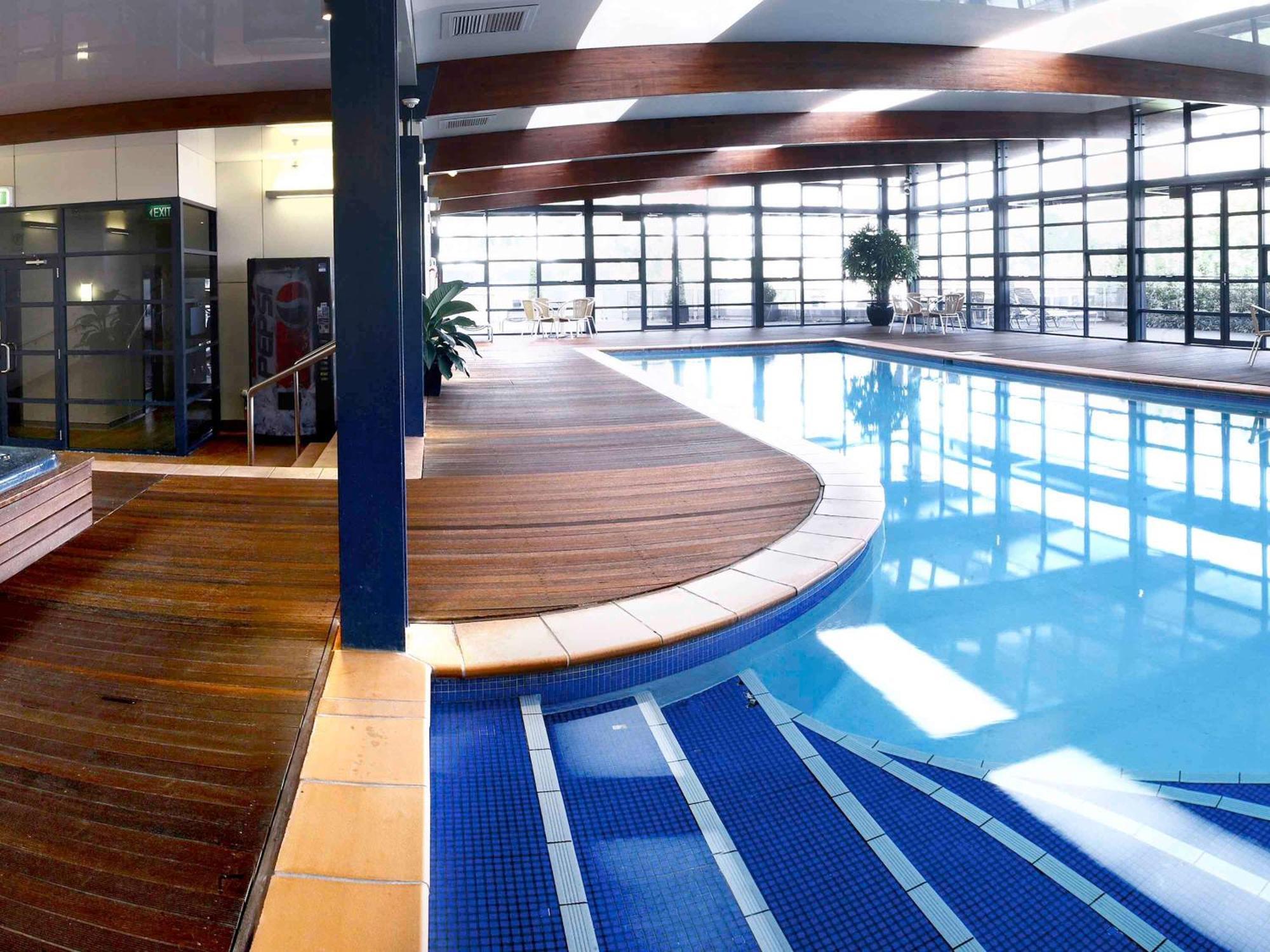 Novotel Canberra Esterno foto