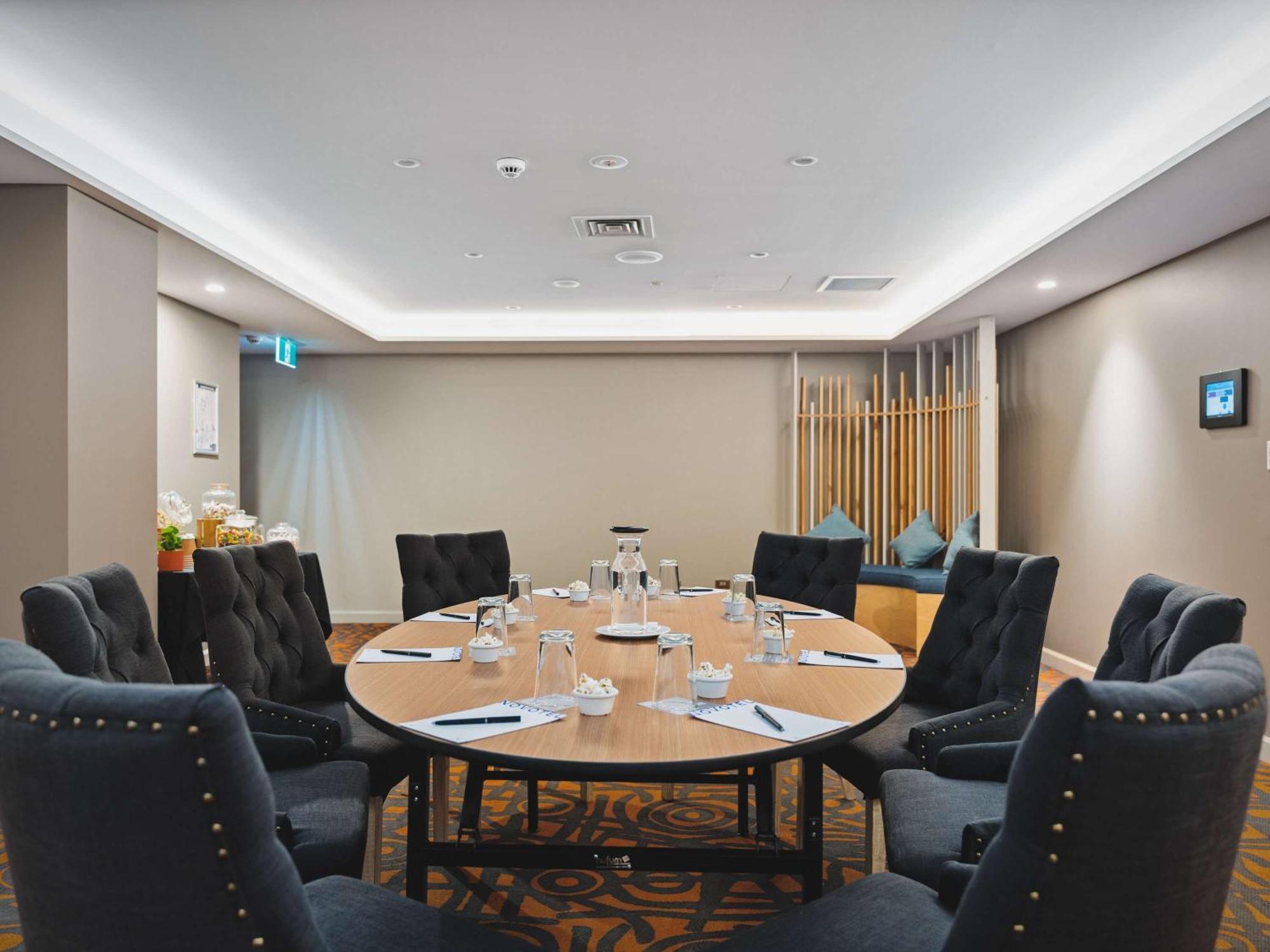 Novotel Canberra Esterno foto